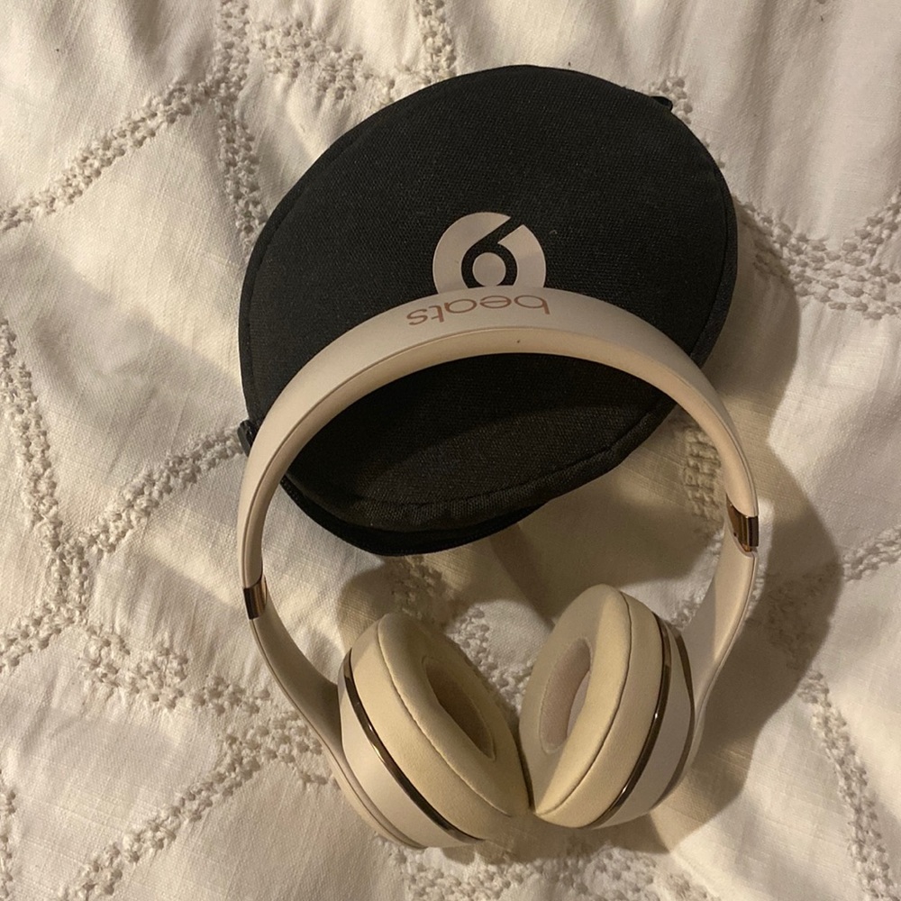 Beats By Dre Solo3 Wireless Headphones